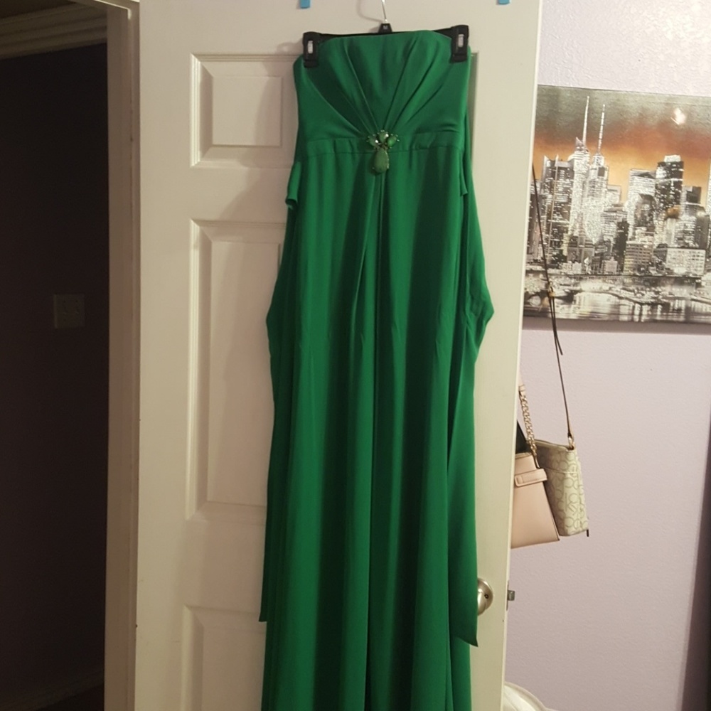 Strapless dress